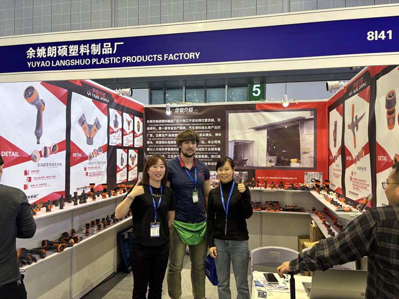 Connectores Junnuo debuta en Shanghai Hardware Fair alt=